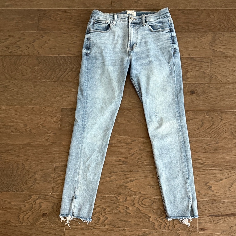 Kensie Washed Light Blue Skinny Jeans with Frayed Hem